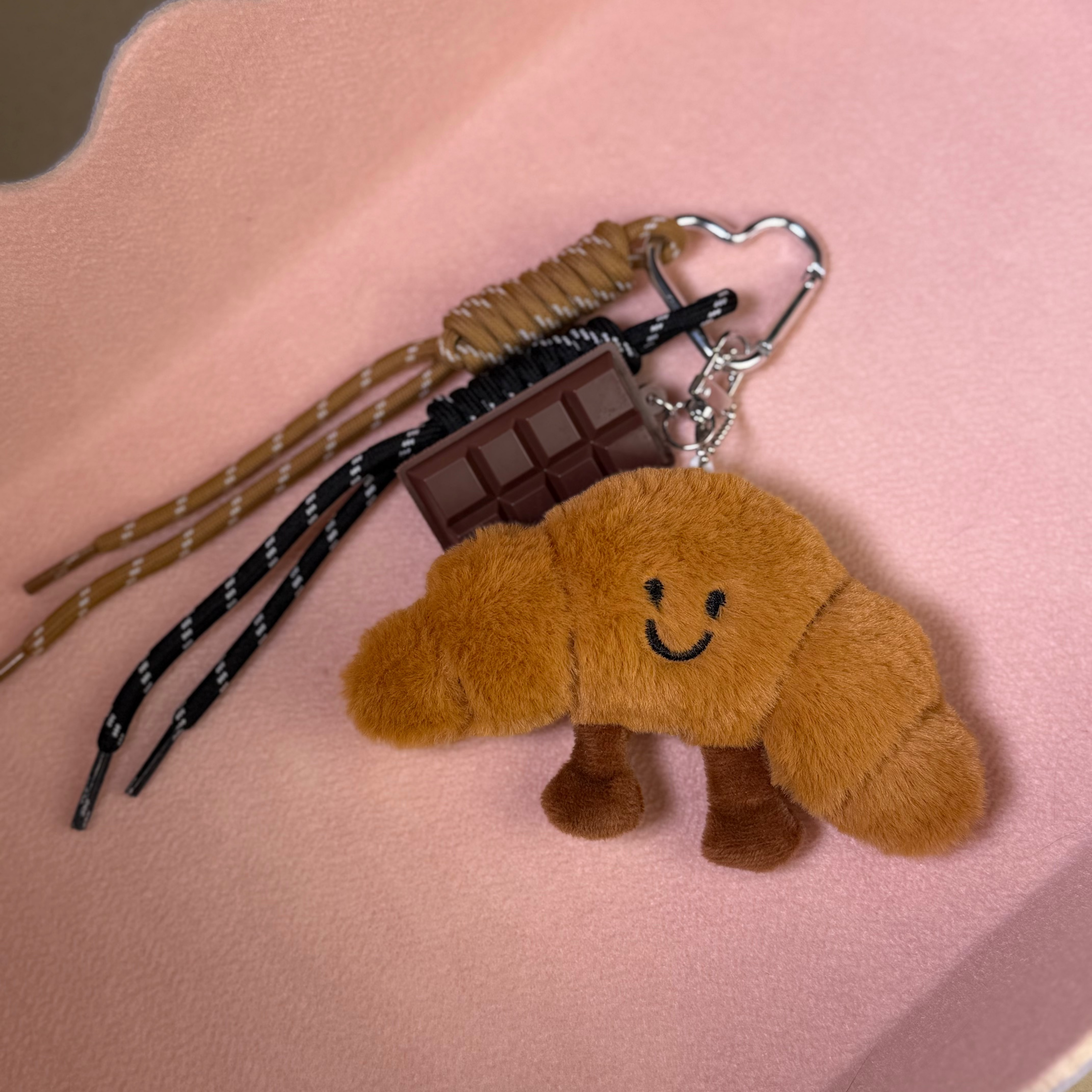 Fluffy Croissant Bag Charm — Cute Plush Keychain