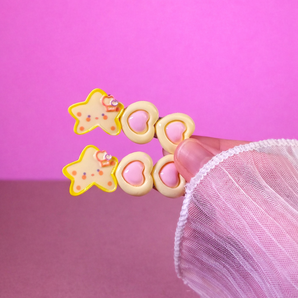 Cute Star Hair Clips Set – Kawaii Aesthetic Barrettes (2 Pack)