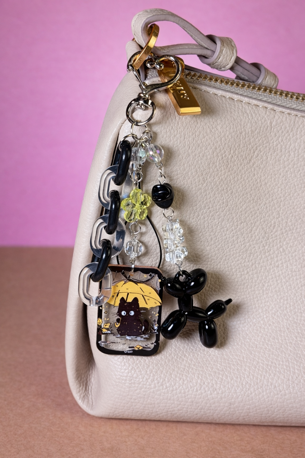 Midnight Cat Bag Charm — Multi-Use Phone & Keychain Accessory